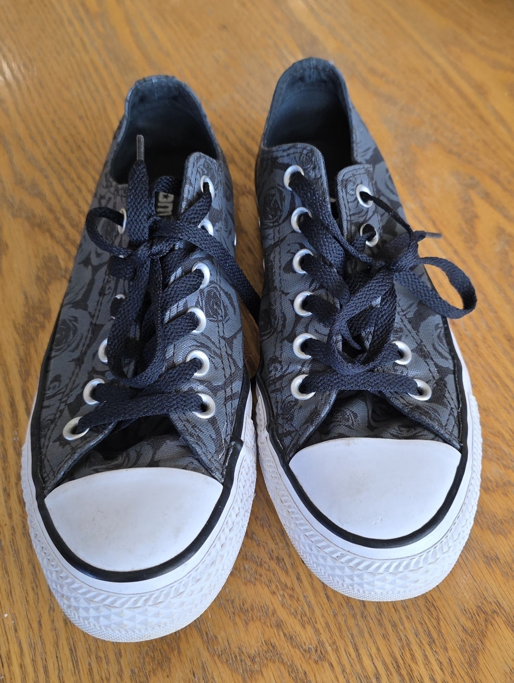 Converse All Star Womens Size 8 Black Rose
